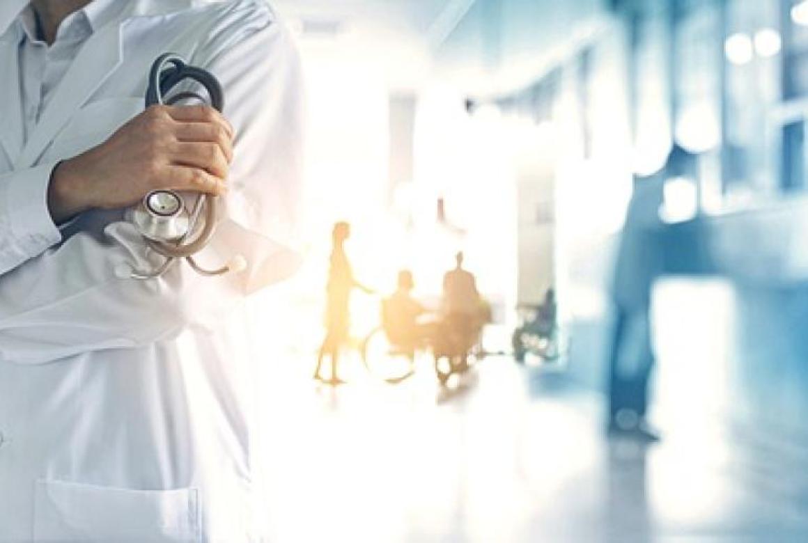 Nowa ustawa ureguluje 17 zawodów medycznych
