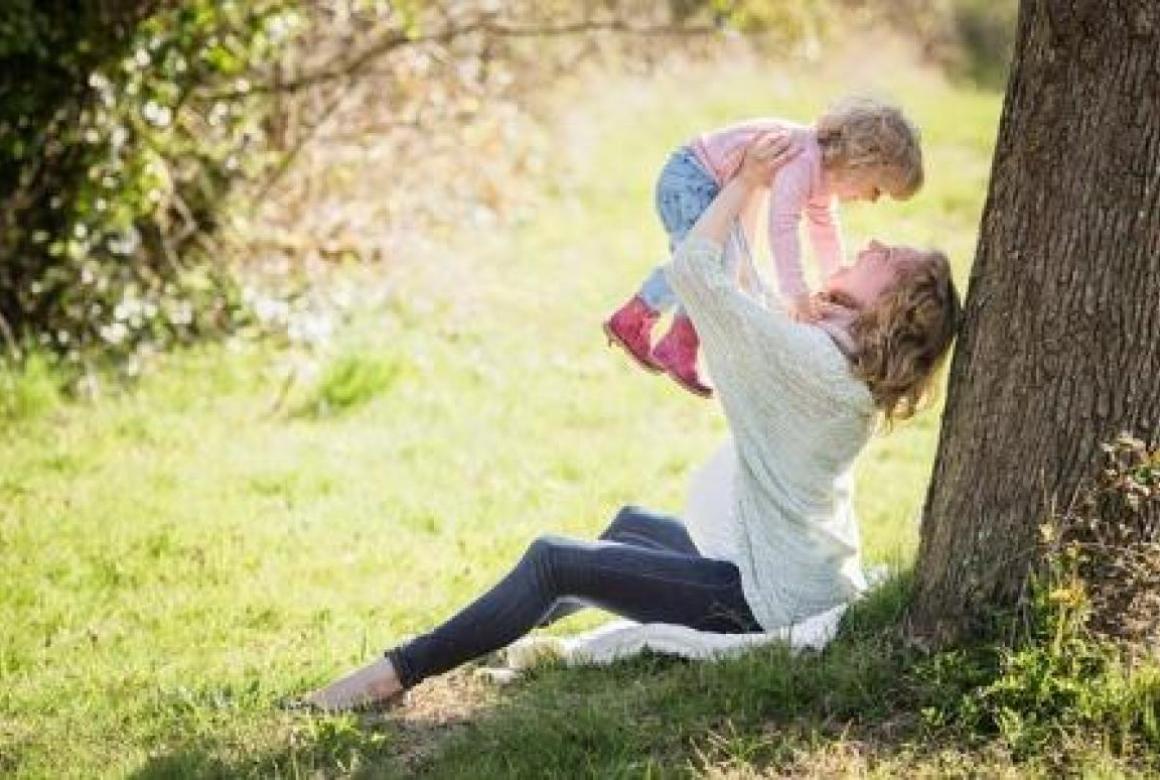 Dzień Matki: Jakie prawa przysługują polskim mamom?